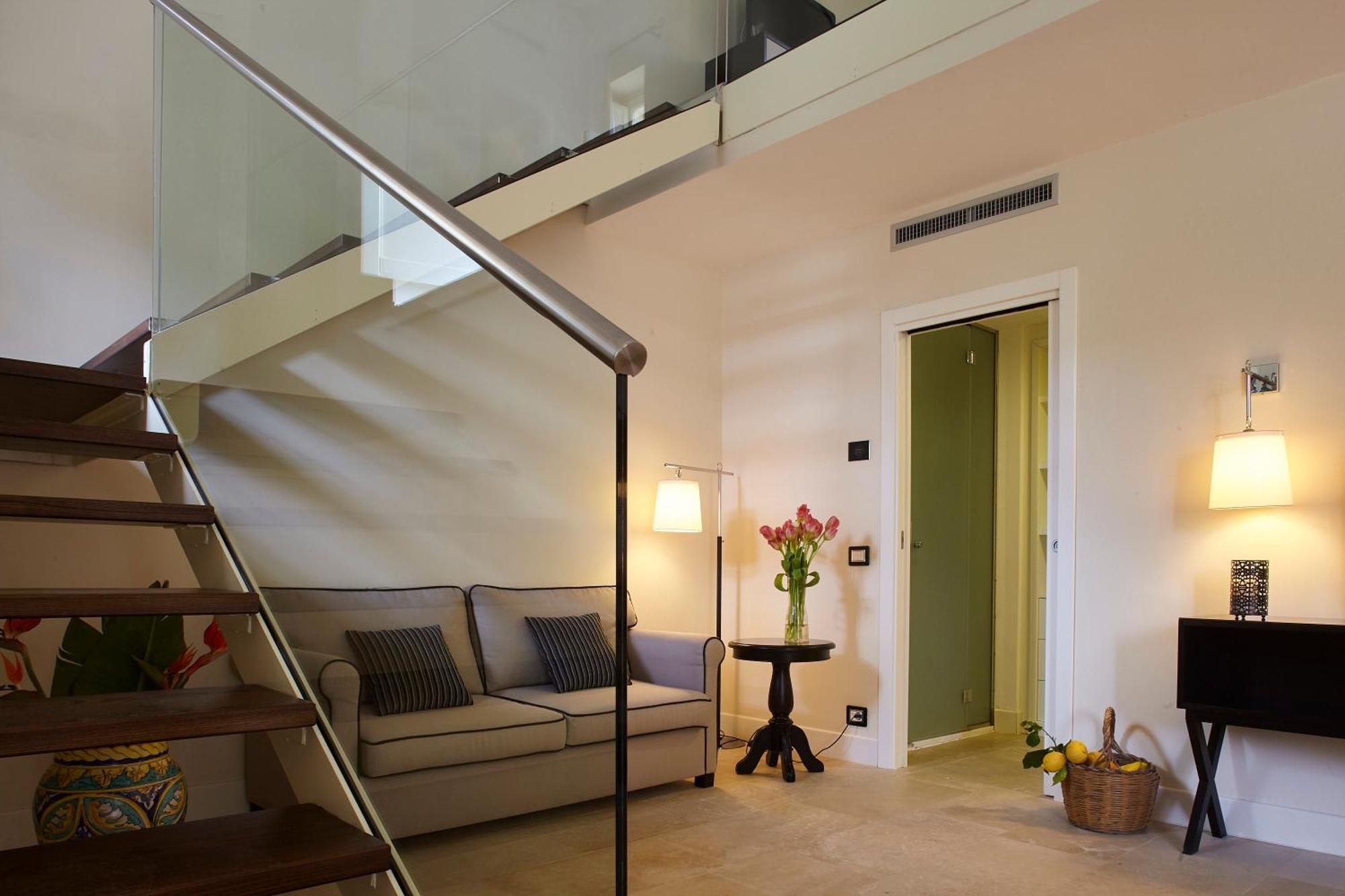 Junior Suite,1548626863:JPEG
